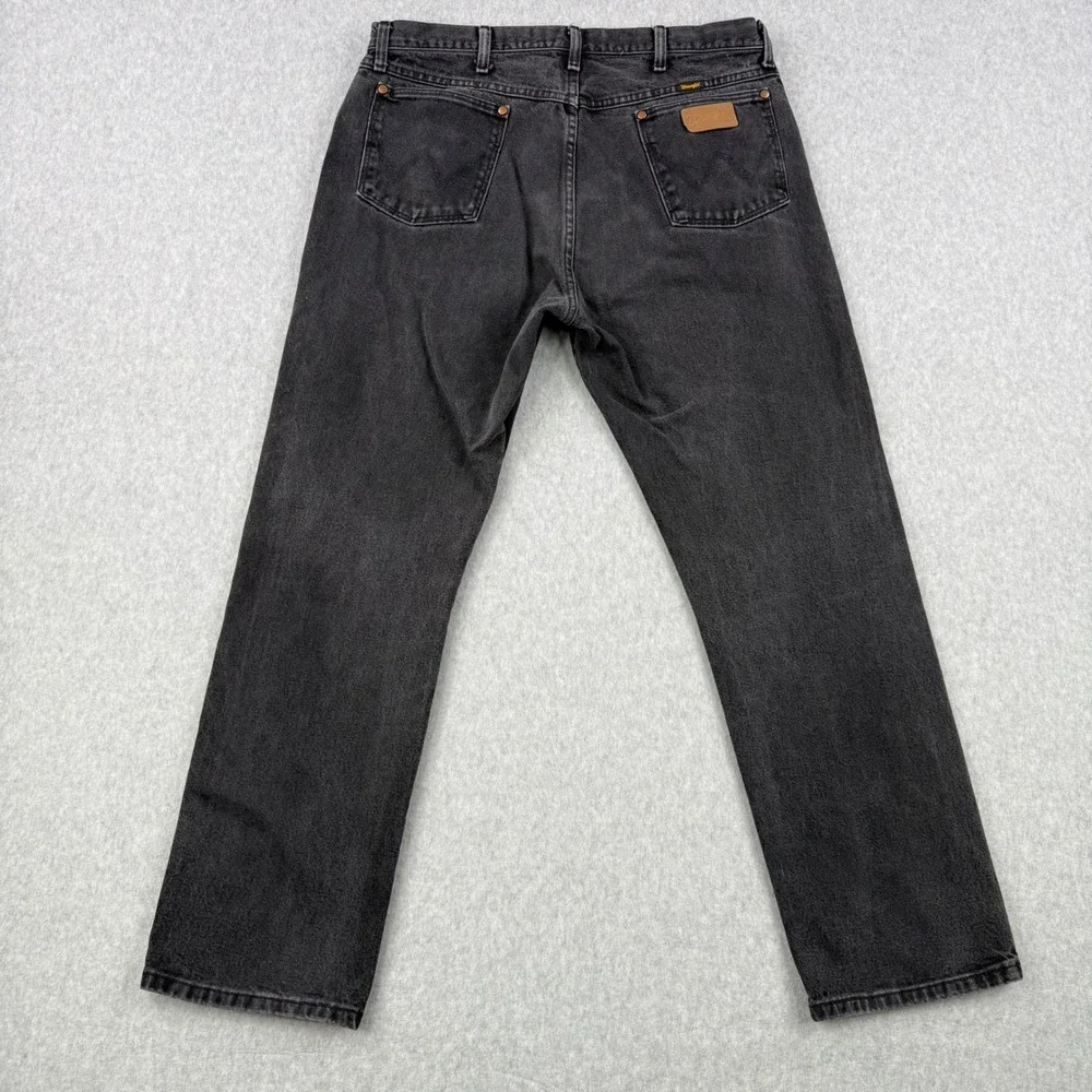 Wrangler Jeans Mens 38x32 (Fits 38x31) Black 13MWZW Cowboy Cut Western‎ Denim